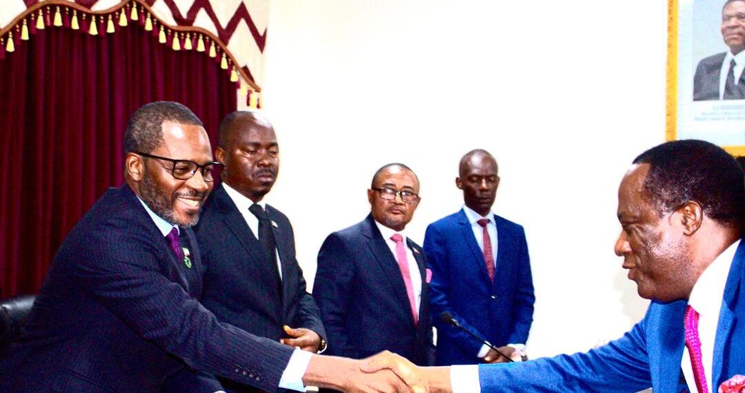 El Instituto Tecnologico Nacional de Hidrocarburos de Guinea Ecuatorial (ITNHGE)  firma un acuerdo de cooperación institucional con la Universidad Nacional de Guinea Ecuatorial (UNGE)