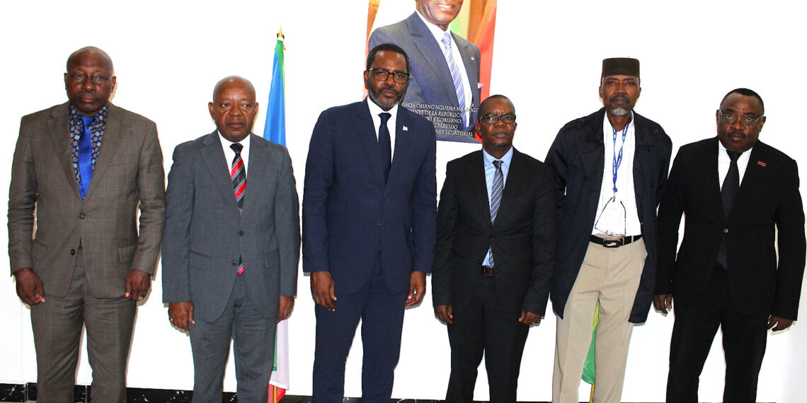 La Comisión Económica para África (ECA) visita El Ministerio de Planificación y Diversificación Económica