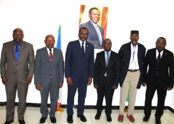 La Comisión Económica para África (ECA) visita El Ministerio de Planificación y Diversificación Económica