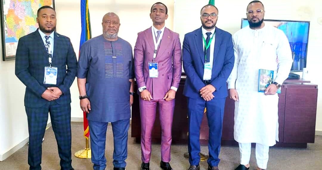 Visita del Excmo. Sr. Viceministro de Planificación y Diversificación Económica en funciones a la Embajada de la República de Guinea Ecuatorial en la República Federal de Nigeria